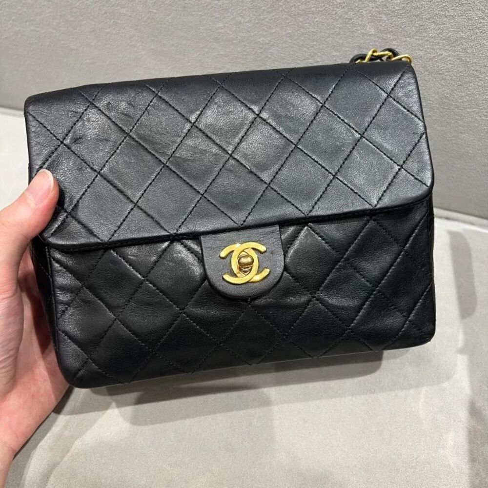 Chanel Women Pre-Loved Bag Very Good Condition